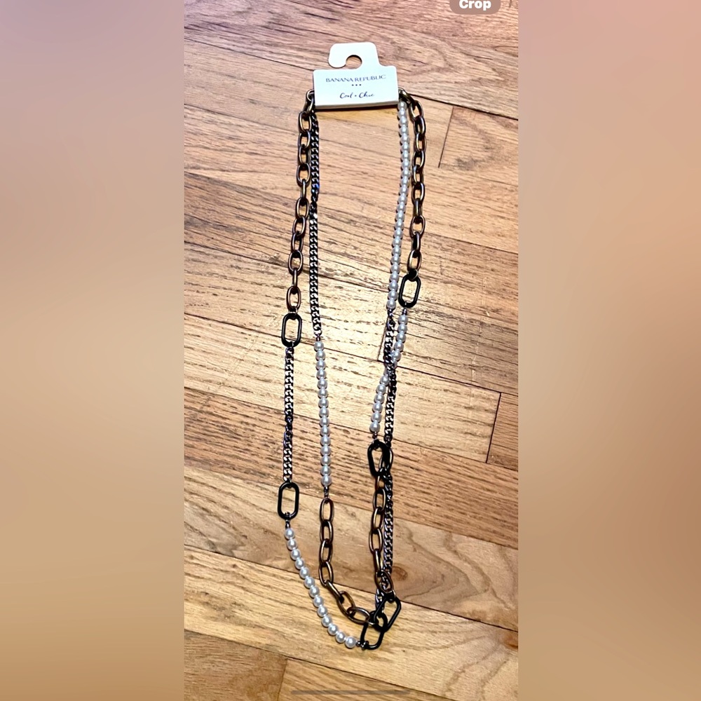 NEW Banana Republic Cool + Chic necklace pearls chain NWT